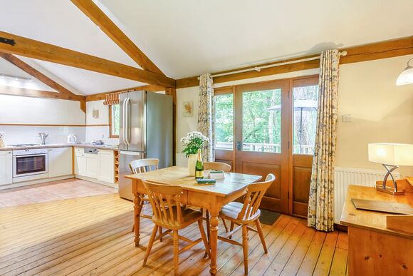 Gardeners Lodge - Griffon Forest, Flaxton, York