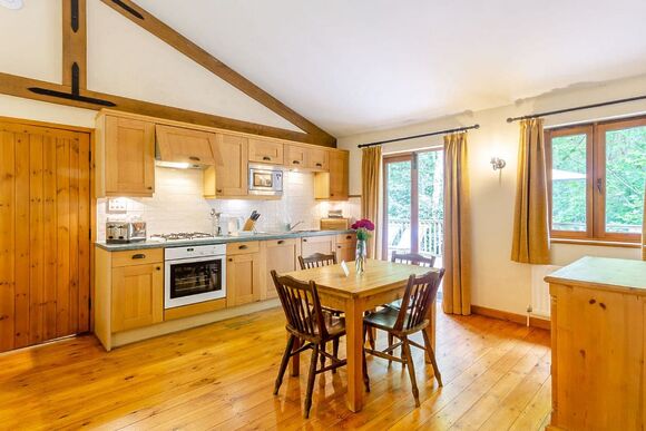 Poachers Premier (Pet Friendly) - Griffon Forest, Flaxton, York