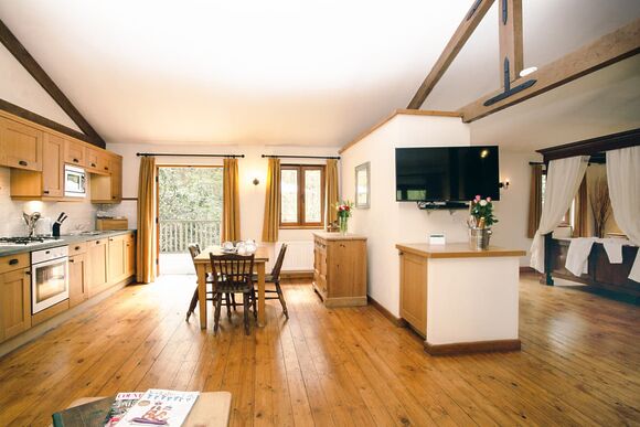 Poachers Premier (Pet Friendly) - Griffon Forest, Flaxton, York