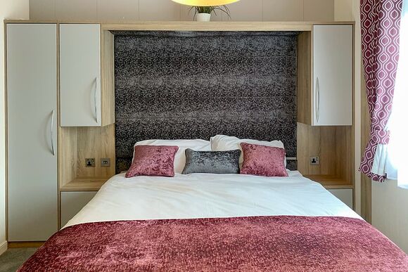 Laburnum Lodge - Gwalia Falls, Tresaith Beach, Cardigan, Ceredigion