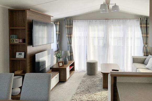 Willerby Avonmore 3 Bedroom Holiday Home - Gwalia Falls, Tresaith Beach, Cardigan, Ceredigion