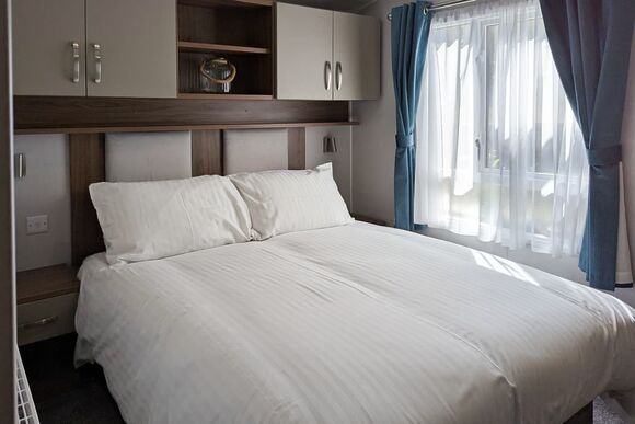 Willerby Avonmore 3 Bedroom Holiday Home - Gwalia Falls, Tresaith Beach, Cardigan, Ceredigion