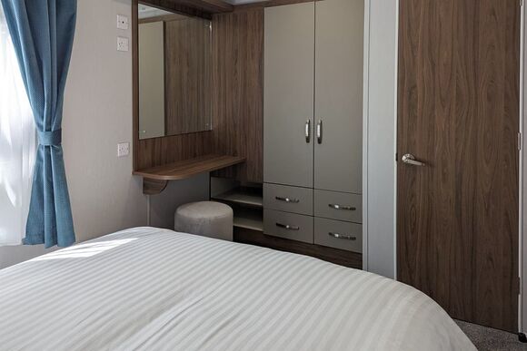 Willerby Avonmore 3 Bedroom Holiday Home - Gwalia Falls, Tresaith Beach, Cardigan, Ceredigion