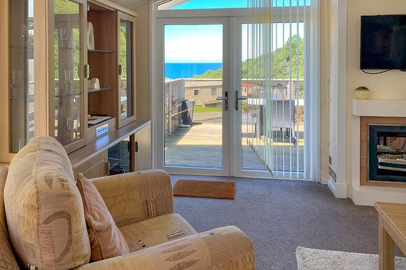 Cascade Lodge 2 - Gwalia Falls, Tresaith Beach, Cardigan, Ceredigion