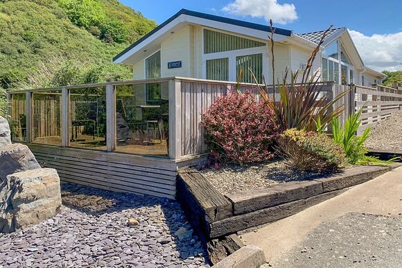 Cascade Lodge 2 - Gwalia Falls, Tresaith Beach, Cardigan, Ceredigion