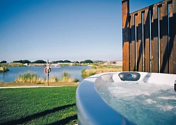 Typical Lakeside Signature Lodge 