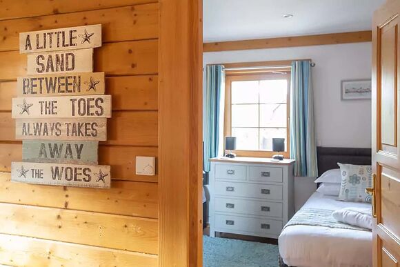 6 Person Scandinavian Kinder Hot Tub Lodge (Pet) - Gwel an Mor, Feadon Lane, Portreath