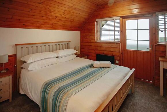 6 Person Senara Hot Tub Lodge (Pet) - Gwel an Mor, Feadon Lane, Portreath