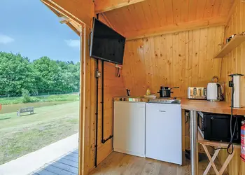 Lakeside Pod 