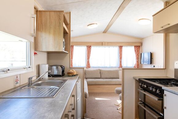 Silver  2 Caravan - Hart&rsquo;s, Leysdown, Isle of Sheppey
