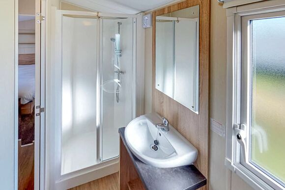 Silver  2 Caravan - Hart&rsquo;s, Leysdown, Isle of Sheppey