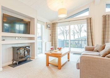 Quinn Premier - Hawkchurch Resort and Spa, Axminster