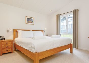 Hardy Premier - Hawkchurch Resort and Spa, Axminster