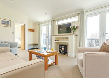 Marple Premier - Hawkchurch Resort and Spa, Axminster