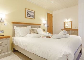 Coleridge Premier - Hawkchurch Resort and Spa, Axminster