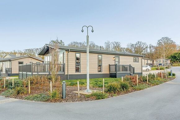 Quinn Premier - Hawkchurch Resort and Spa, Axminster