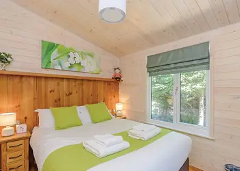 Honeysuckle Lodge - Hazelhurst Lodges, Ashover