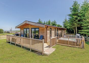 Bramble Lodge - Hazelhurst Lodges, Ashover