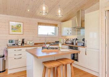 Bramble Lodge - Hazelhurst Lodges, Ashover