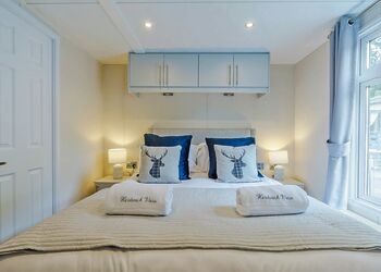 Premium 2 bedroom holiday home with hot tubPet friendly - Herdwick Croft, Bassenthwaite, near Keswick