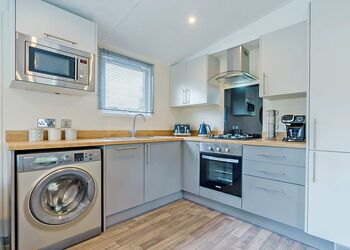 Superior Hot Tub 2 bedroom Holiday Home sleeps 4 Pet Friendly - Herdwick Croft, Bassenthwaite, near Keswick