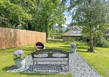 Glamping Pod with hot tubPet Friendly - Herdwick Croft, Bassenthwaite, near Keswick