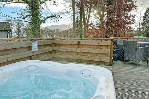 Luxury 2 bedroom holiday home with hot tubPet Friendly - Herdwick Croft, Bassenthwaite, near Keswick