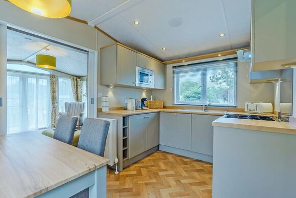 Superior Hot Tub 2 bedroom Holiday Home sleeps 4 Pet Friendly - Herdwick Croft, Bassenthwaite, near Keswick
