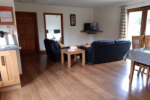 Primrose Lodge - Heartsease Lodges, Llanddewi, Nr. Llandrindod Wells