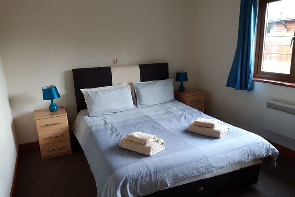 Bluebell Lodge - Heartsease Lodges, Llanddewi, Nr. Llandrindod Wells