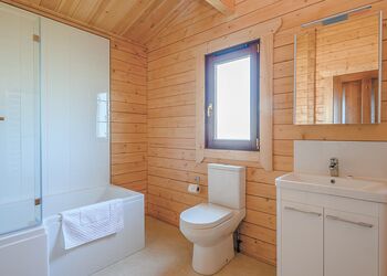 Blyth Premier - Heathside Lodges, Wenhaston, Halesworth