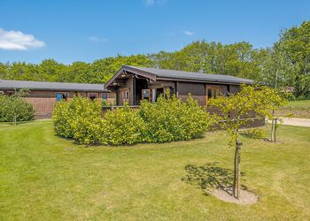 Blyth Lodge - Heathside Lodges, Wenhaston, Halesworth
