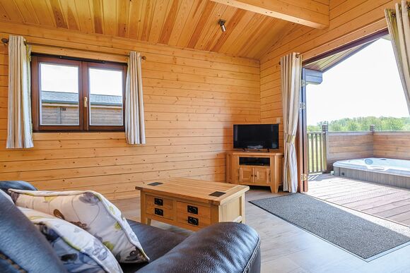 Blyth Premier - Heathside Lodges, Wenhaston, Halesworth