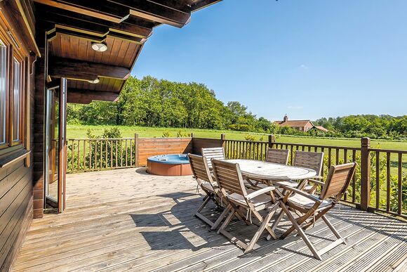 Deben Lodge - Heathside Lodges, Wenhaston, Halesworth