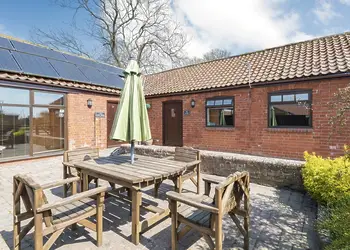 Helsey Farm Cottages, Helsey