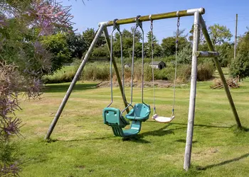 Helsey Farm Cottages, Helsey