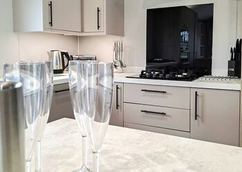 Platinum 6 berth Lodge Hot Tub - Helsey Farm Cottages, Helsey