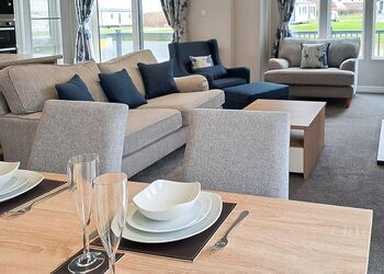 Platinum 4 berth Lodge - Helsey Farm Cottages, Helsey