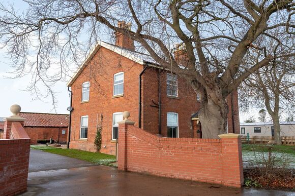 Helsey House - Helsey Farm Cottages, Helsey