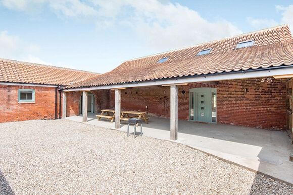 The Corn Store - Helsey Farm Cottages, Helsey