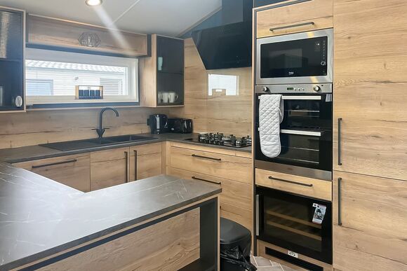 Platinum 6 berth Lodge - Helsey Farm Cottages, Helsey