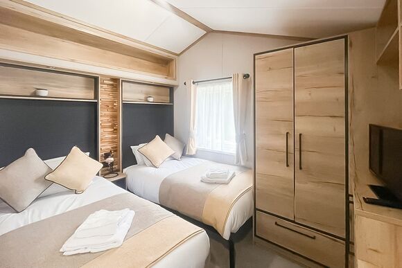 Platinum 6 berth Lodge - Helsey Farm Cottages, Helsey