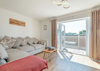 Red Robin Cottage - Herons Mead Cottages, Orby