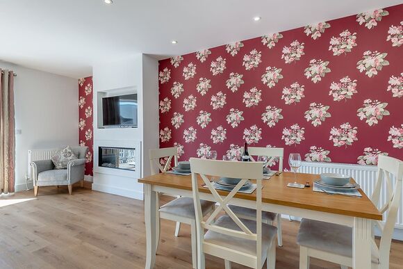 Red Robin Cottage - Herons Mead Cottages, Orby