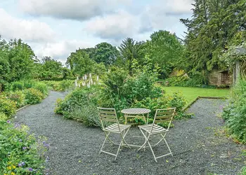 Henlle Hall Cottages, Henlle, Nr Oswestry
