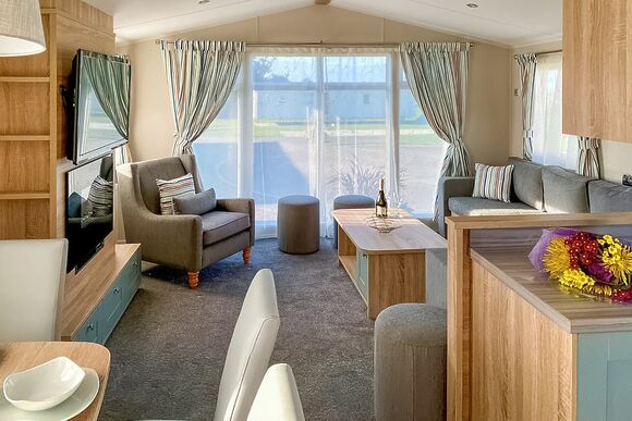 Gwenver 2 - Hendra Holiday Park, Newquay