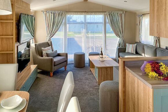 Gwenver 3 - Hendra Holiday Park, Newquay