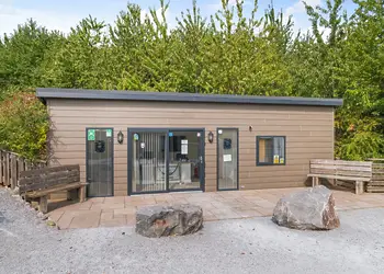 Henfields Country Retreat, Cannington