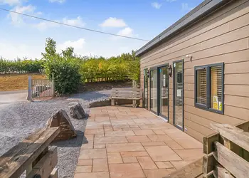 Henfields Country Retreat, Cannington