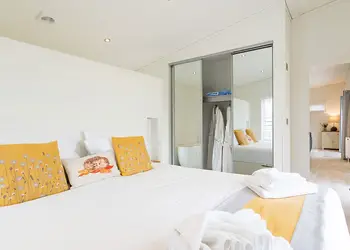 Henfields Country Retreat, Cannington